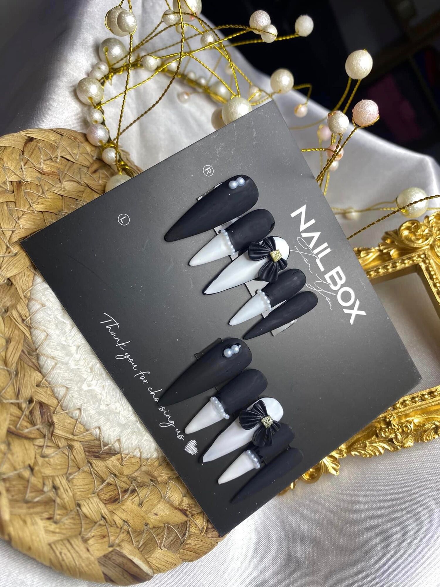Nail box thiết kế xịn giá rẻ
