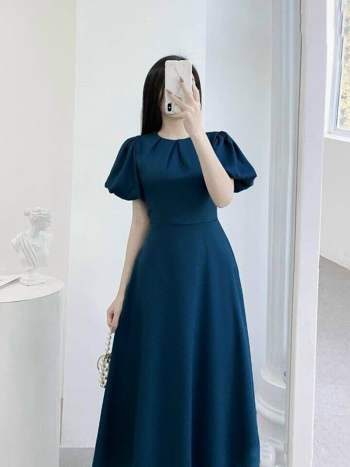 Đầm xoè xanh tay phồng