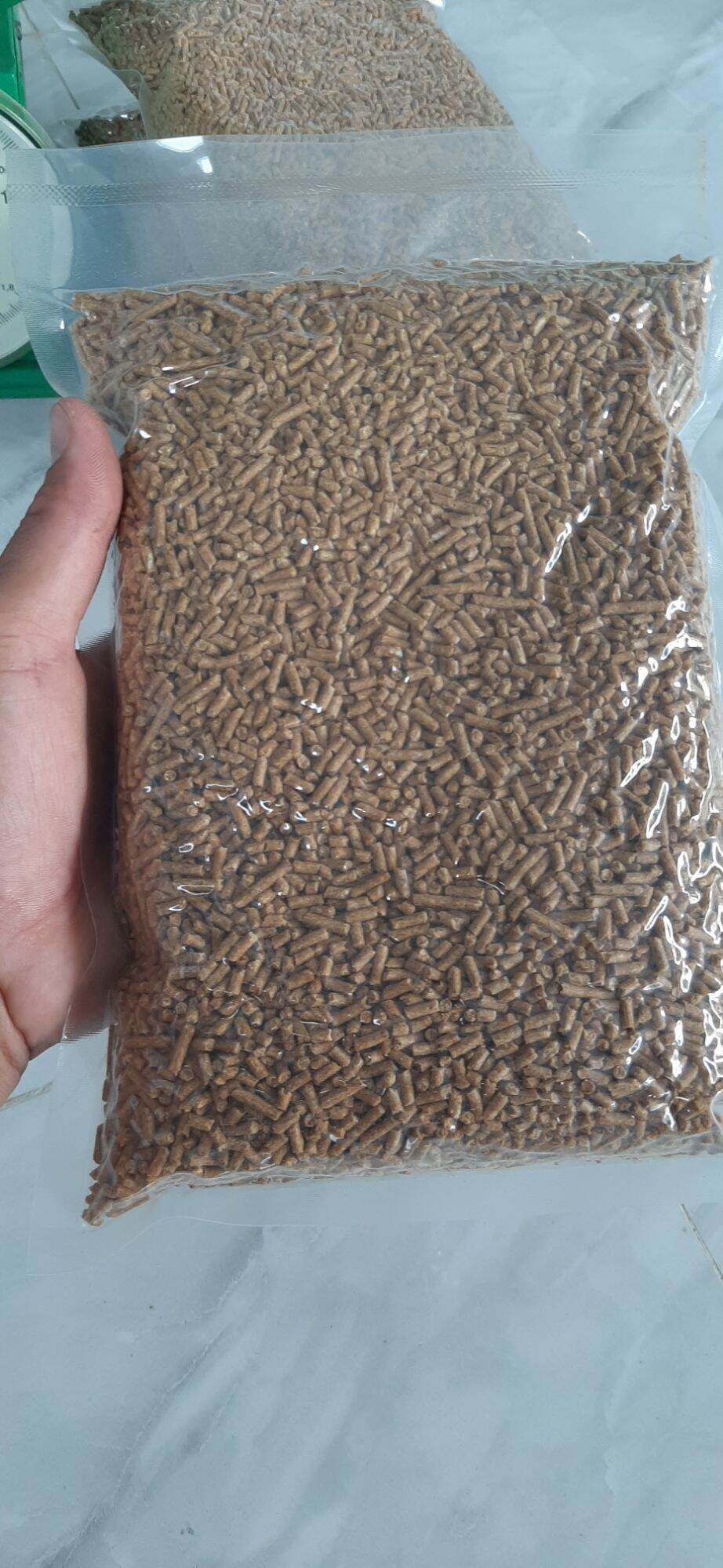[HCM]   1kg thức ăn cho Thỏ , Bọ Ú vv. mua 4kg tặng 1 hủ muối tây ninh 100g