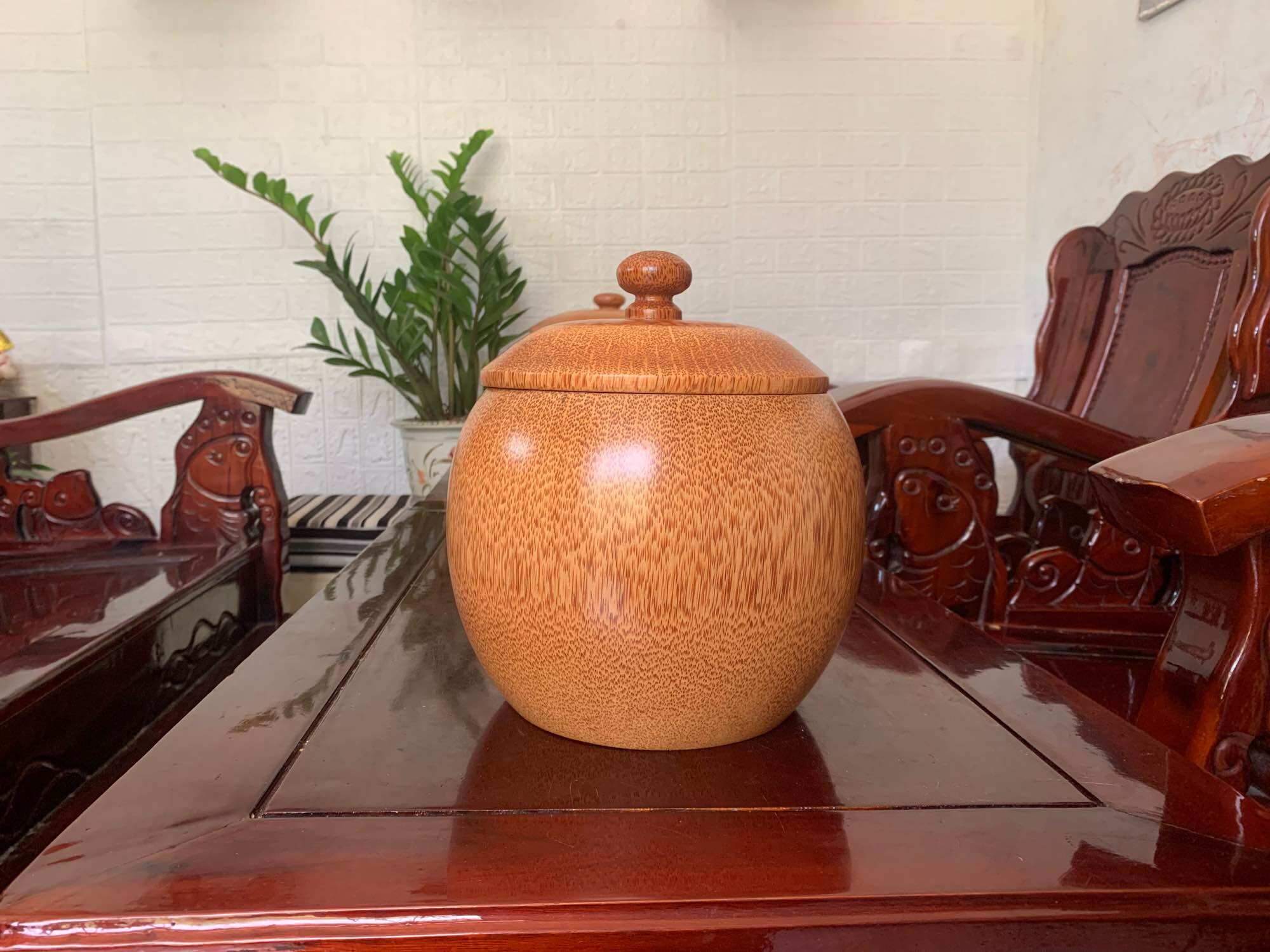 Giỏ bình ủ trà làm từ gỗ dừa