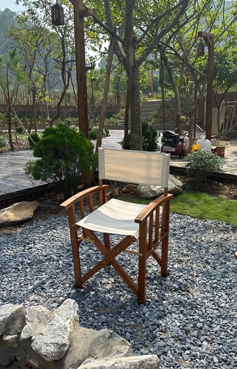 Ghế gỗ đạo diễn