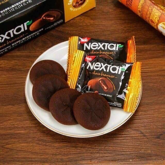 Bánh Nabati Nextar Choco Brownies Filled Cookies ( 1 Hộp 8 Bánh )