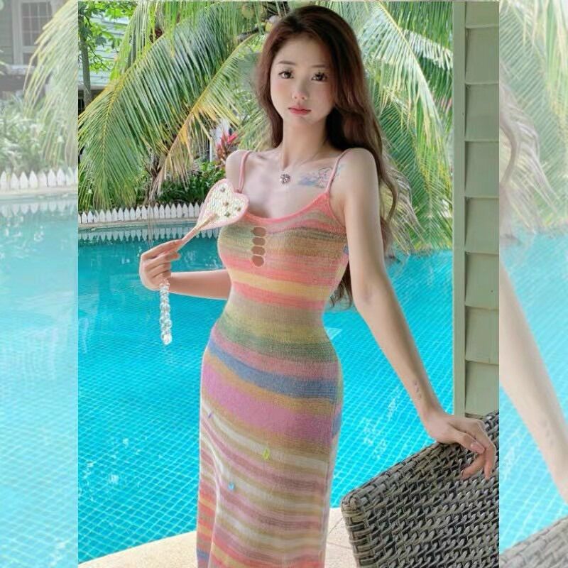 Đầm váy len body màu loang hồng pastel thêu Barbie