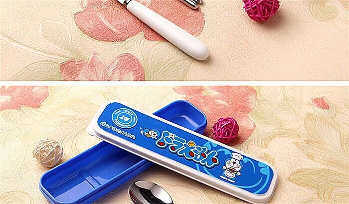 Bộ thìa dĩa Doraemon Doremon tiện lợn