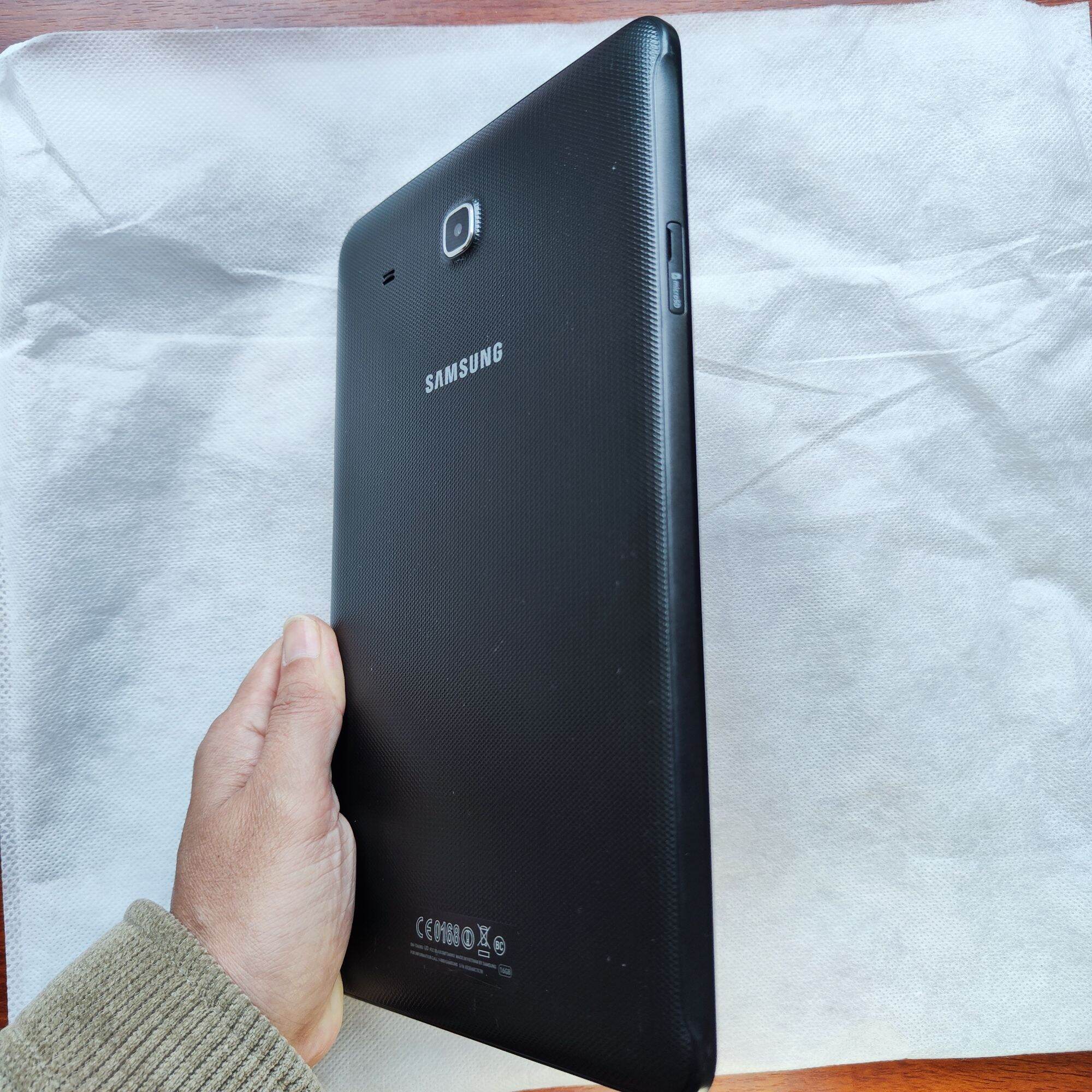 Samsung Galaxy Tab E- Máy tính bảng giải trí màn hình lớn