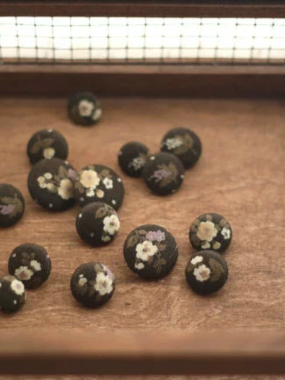 Cúc Bọc Vải Hoa Sơn Trà Cà Phê Kiểu Mori Girl Tịch Hạng Cúc Áo Áo Len Áo Sơ Mi Cúc Hoa Cúc Áo Khuy Đáy Vuông