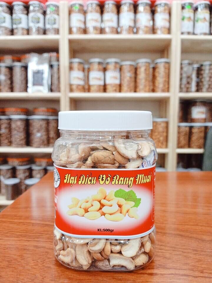 Hạt điều vỡ rang muối Dak Lak hộp 500gr.