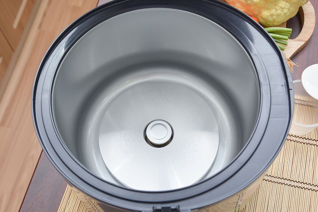 Sharp 1.8 Liter Rice Cooker Ks-Nr191Stv [Genuine Products with 12 Months Warranty]