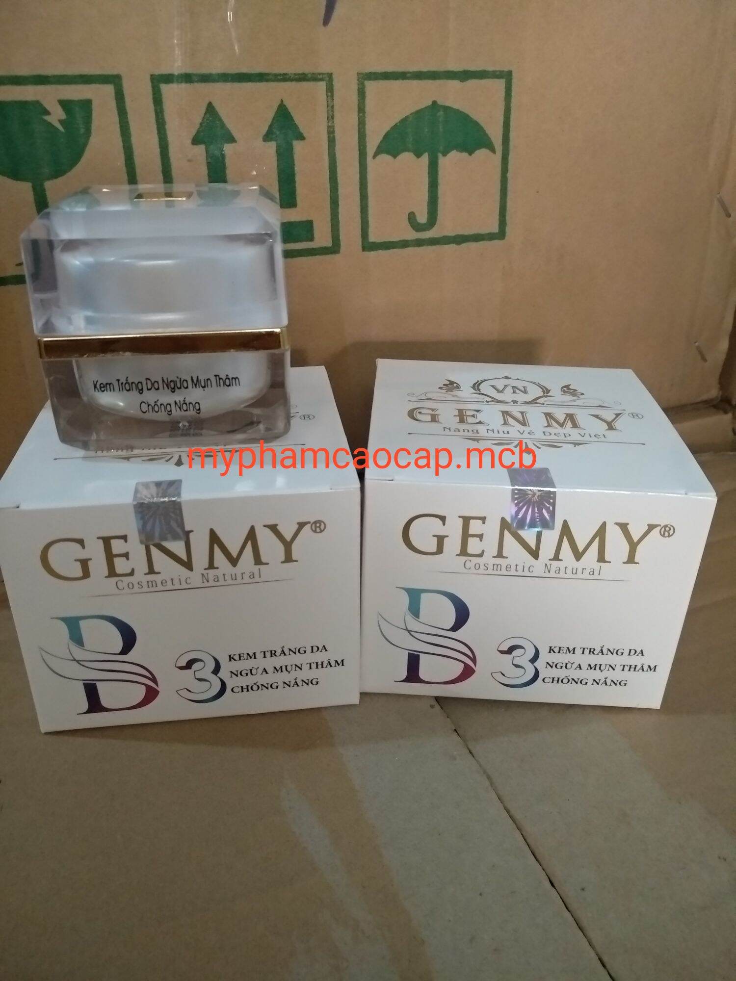 KEM GENMY B3 MỤN THÂM NGỪA DỊ ỨNG DƯỠNG TRẮNG DA CHỐNG NẮNG 35G