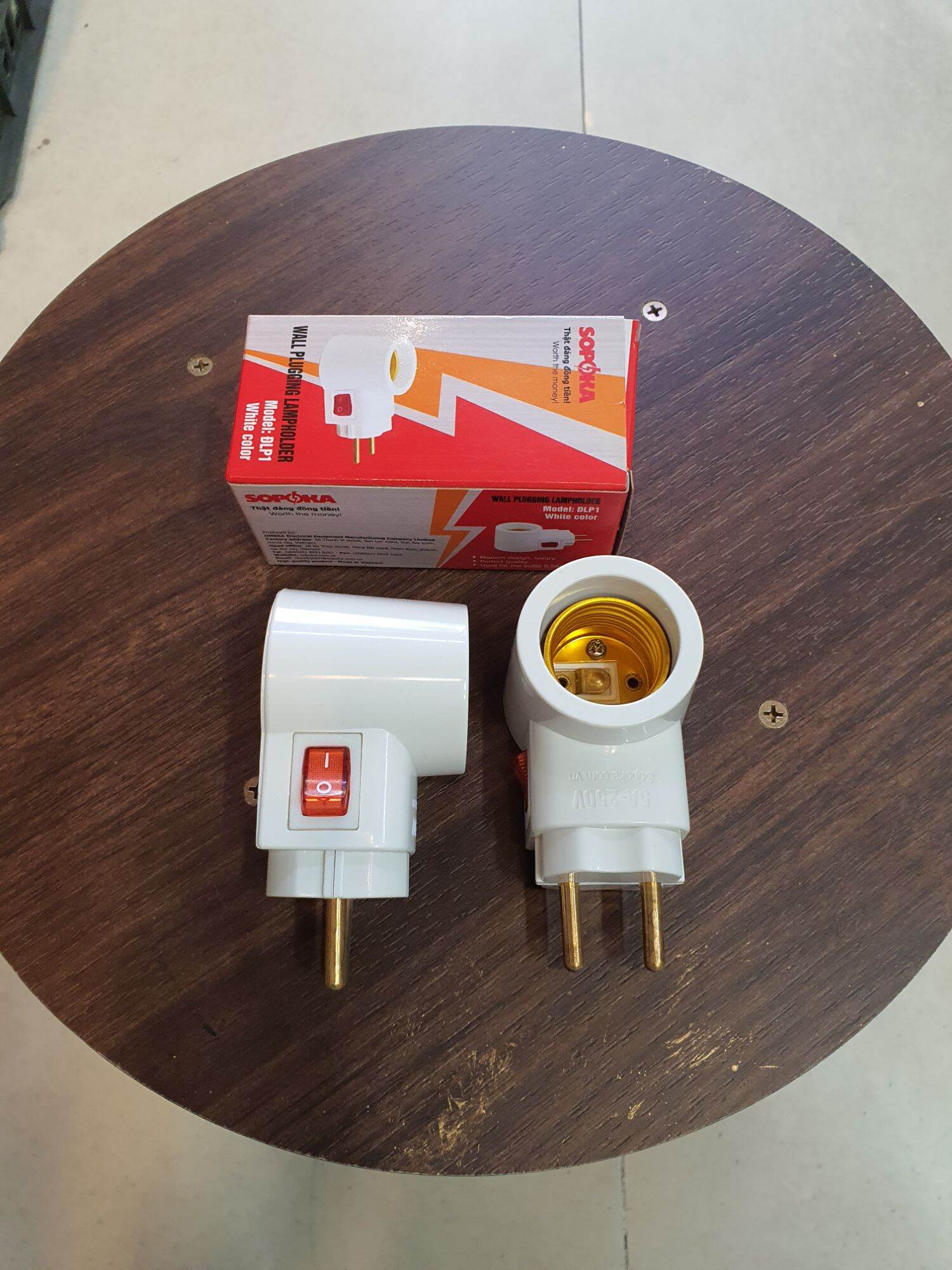 Phích cắm liền đui e27 có công tắc
