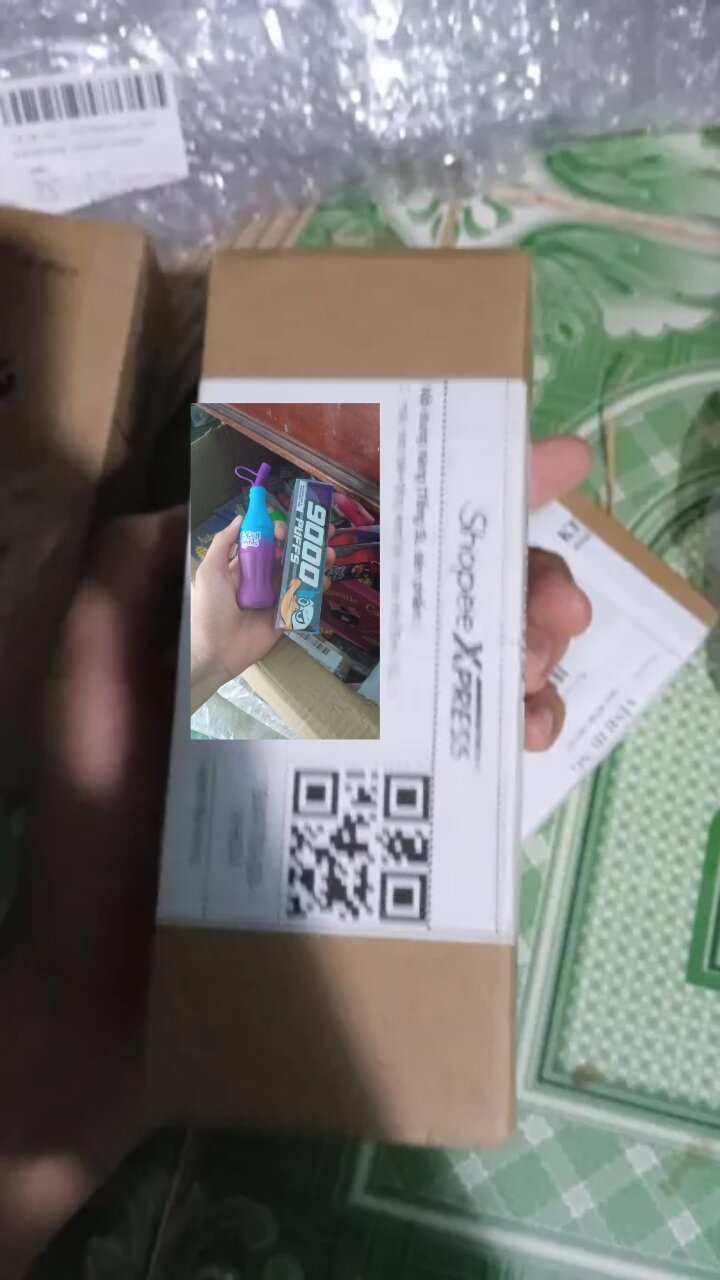 Kiện hàng bị boom