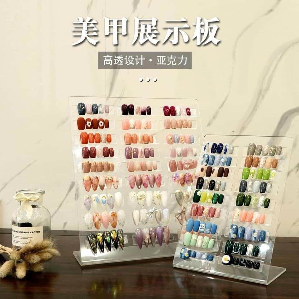 Khung Mica trưng mẫu móng vẽ design