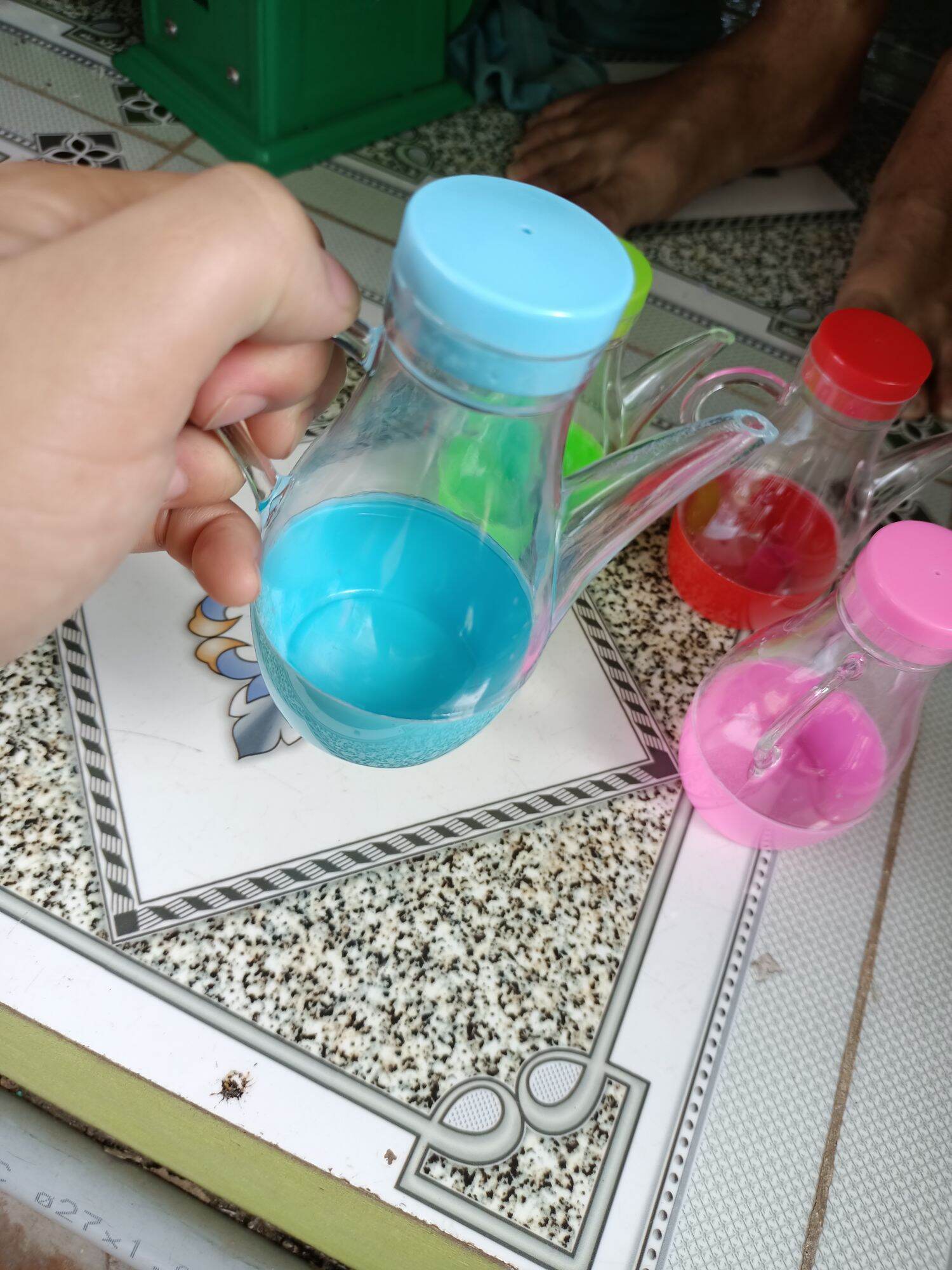 bình rót nước mắm, dầu ăn