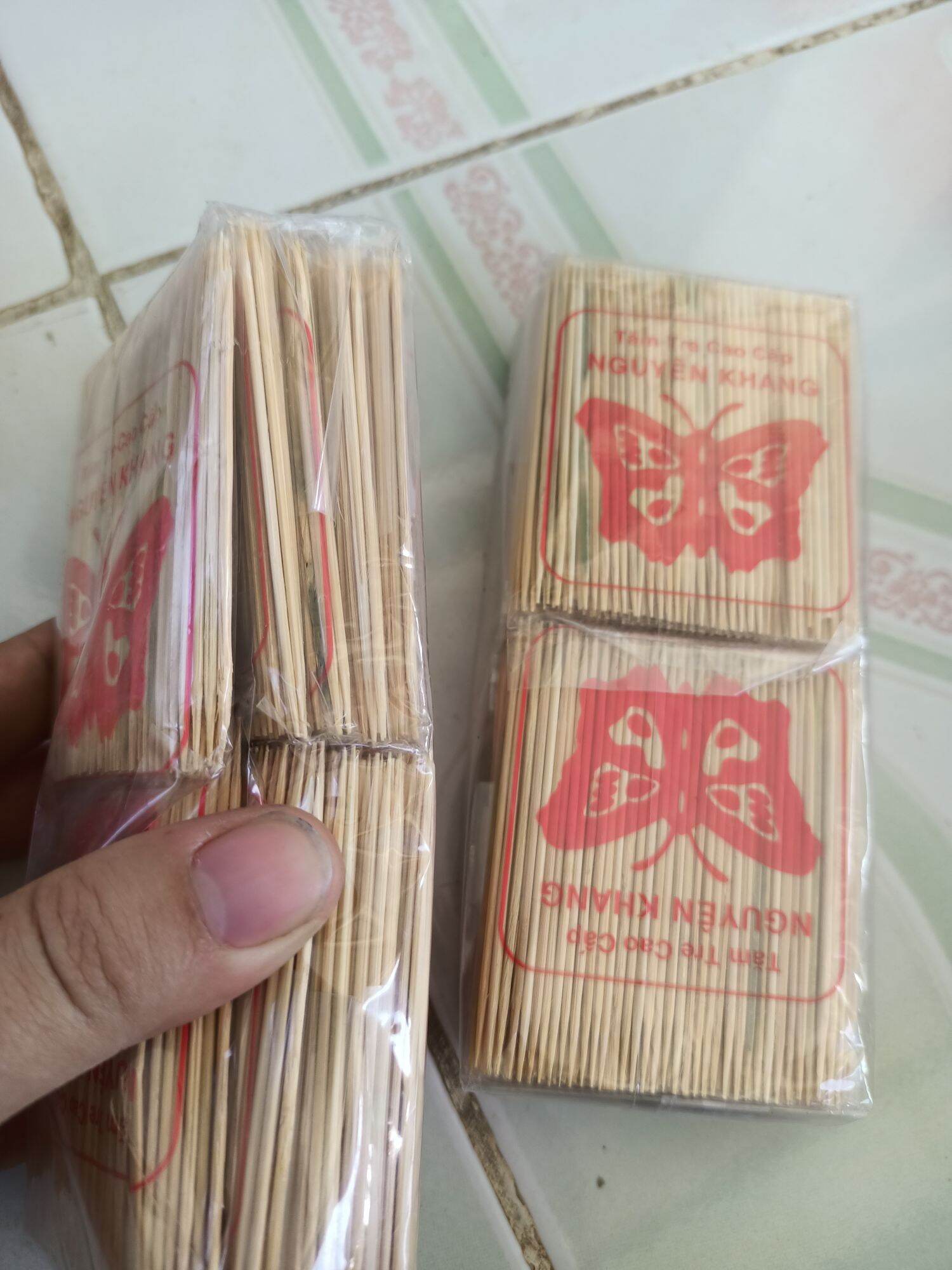 Bịch 10 gói tăm xỉa răng hình bướm