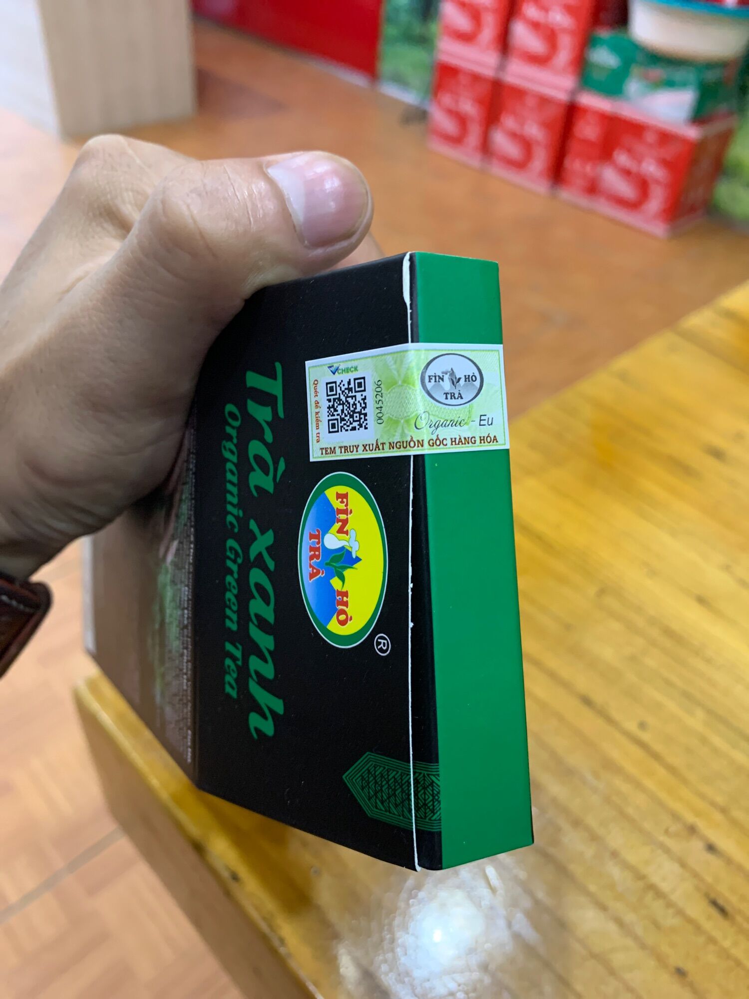 Trà Xanh -Shan Tuyết hữu cơ ( hộp 100g)