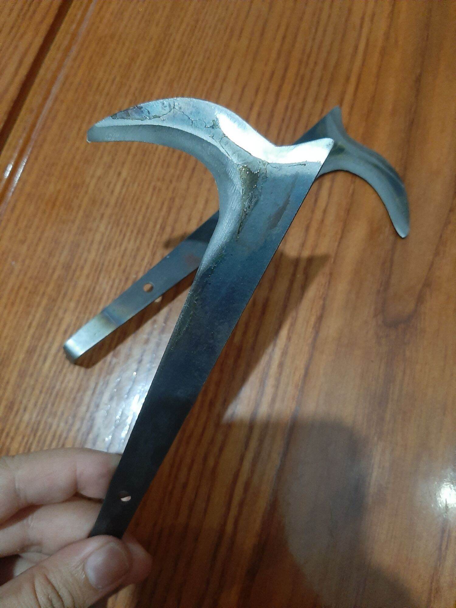 Dao tỉa nụ hoa sầu riêng