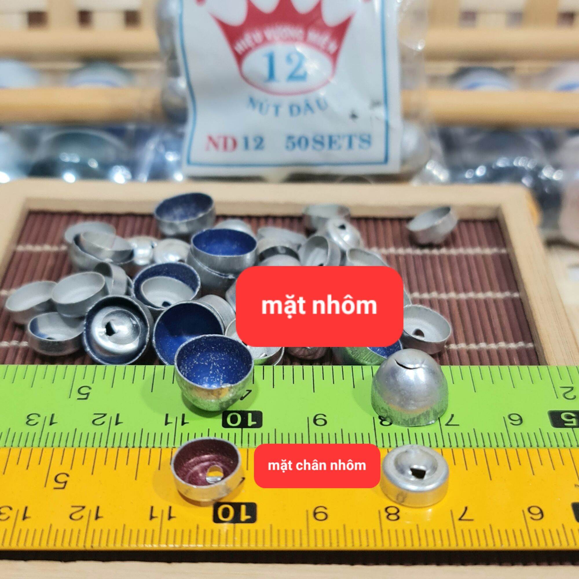 1bịch 50 Phôi cúc nút dâu cúc nút ú bọc vải chân nhựa 12li 14 li hiệu vương miện