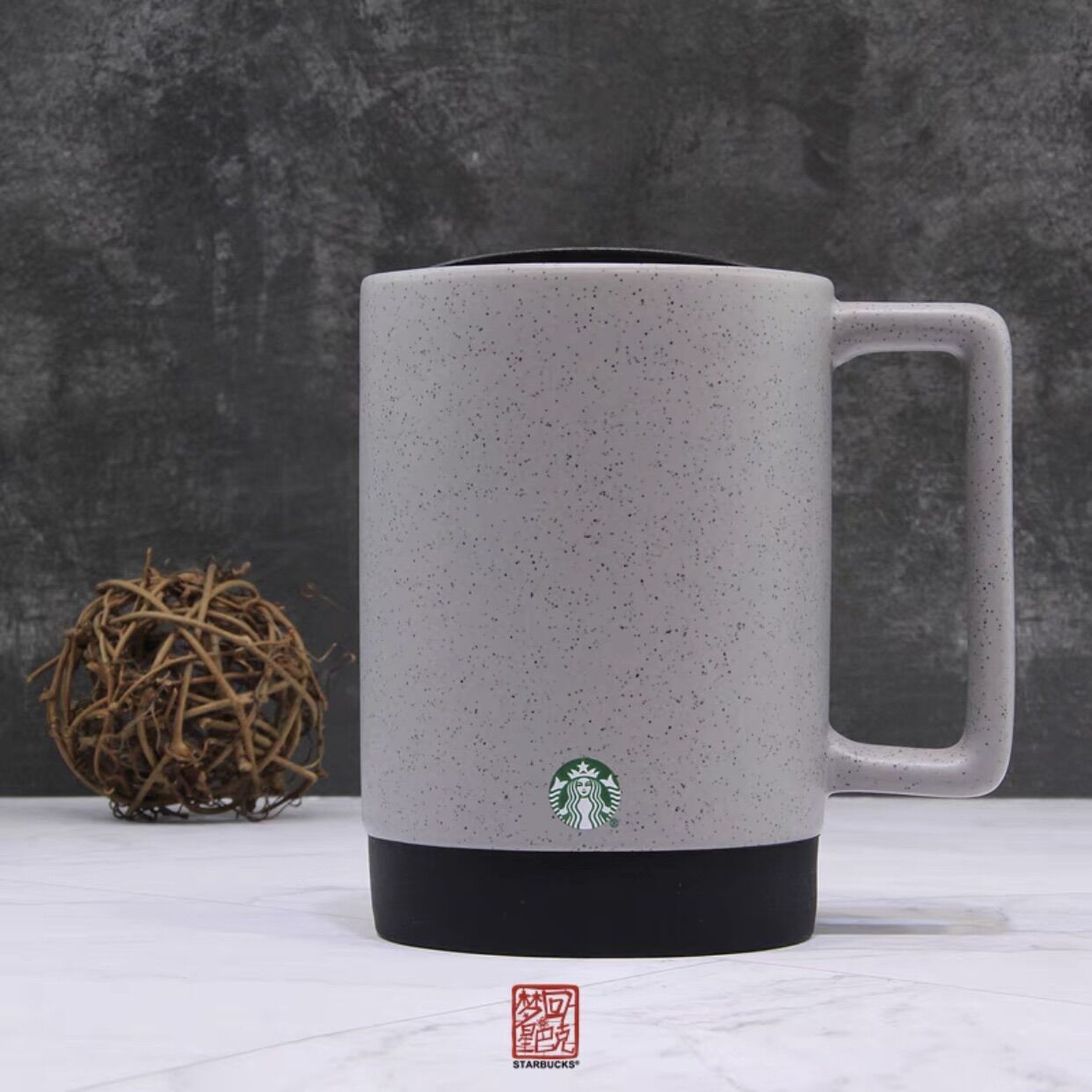- cốc sứ black grey dw ceramic handle mug 16oz