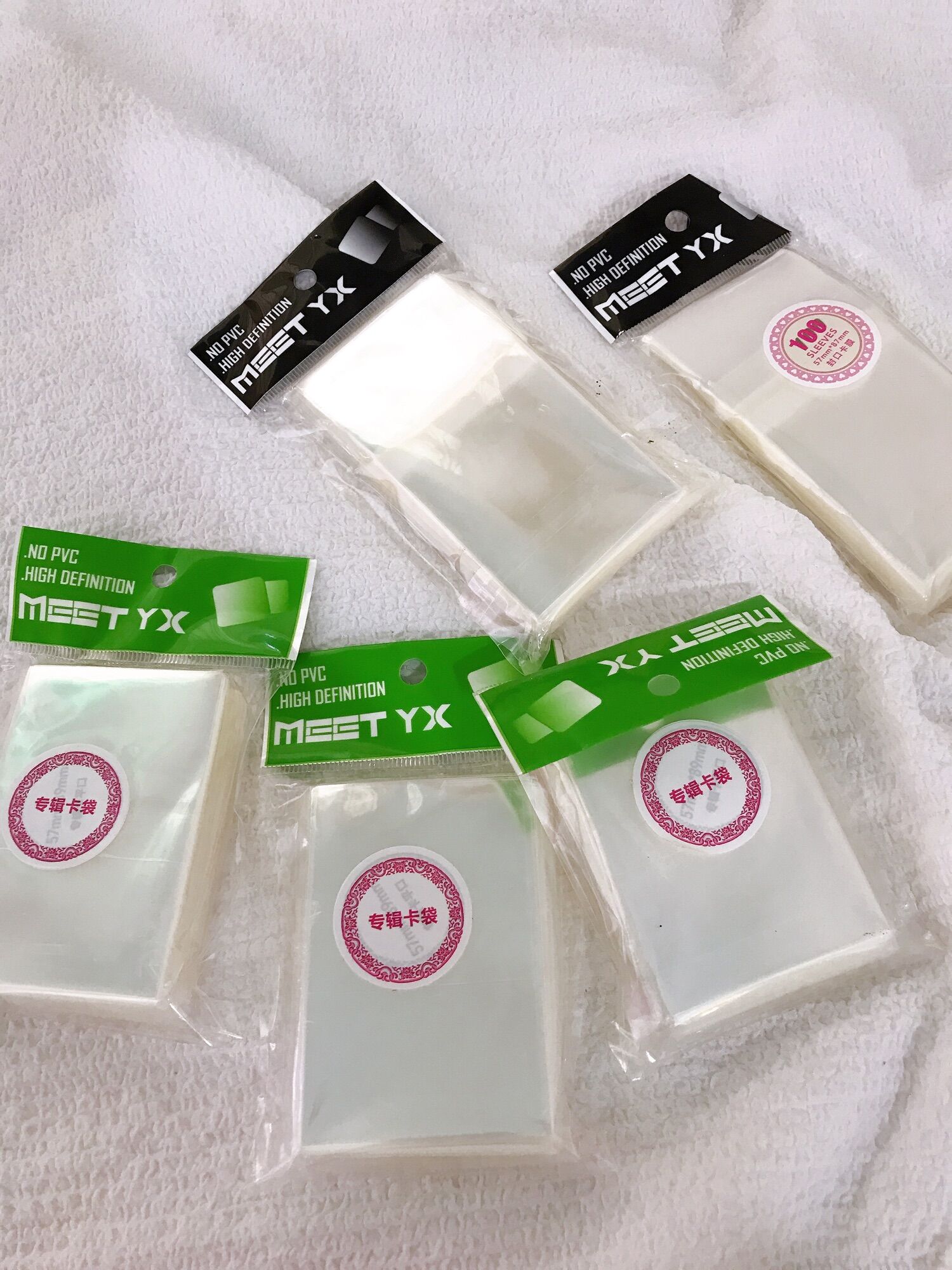 Sleeve bọc card Meet chất liệu dày dặn