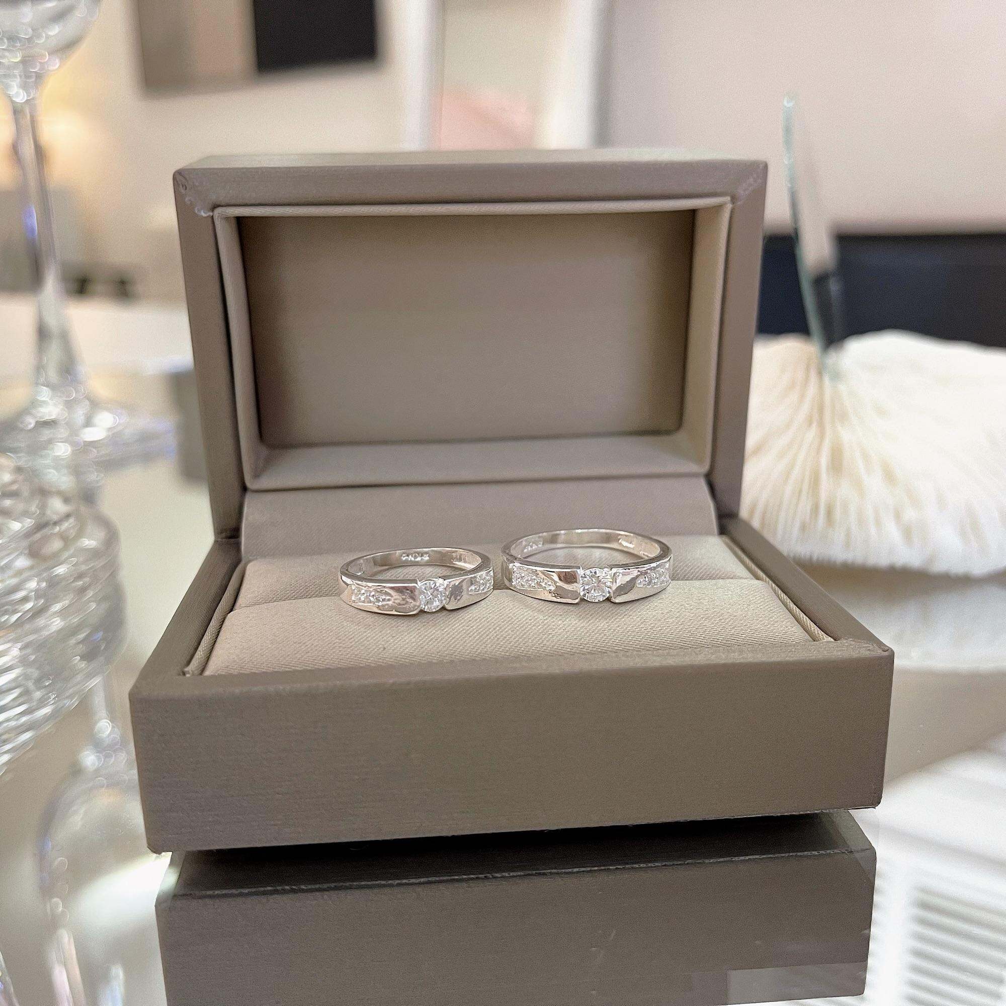 Nhẫn Cặp nhẫn đôi bạc tình yêu nam nữ NC018 khắc tên theo yêu cầu  - Cam kết chuẩn bạc nguyên chất