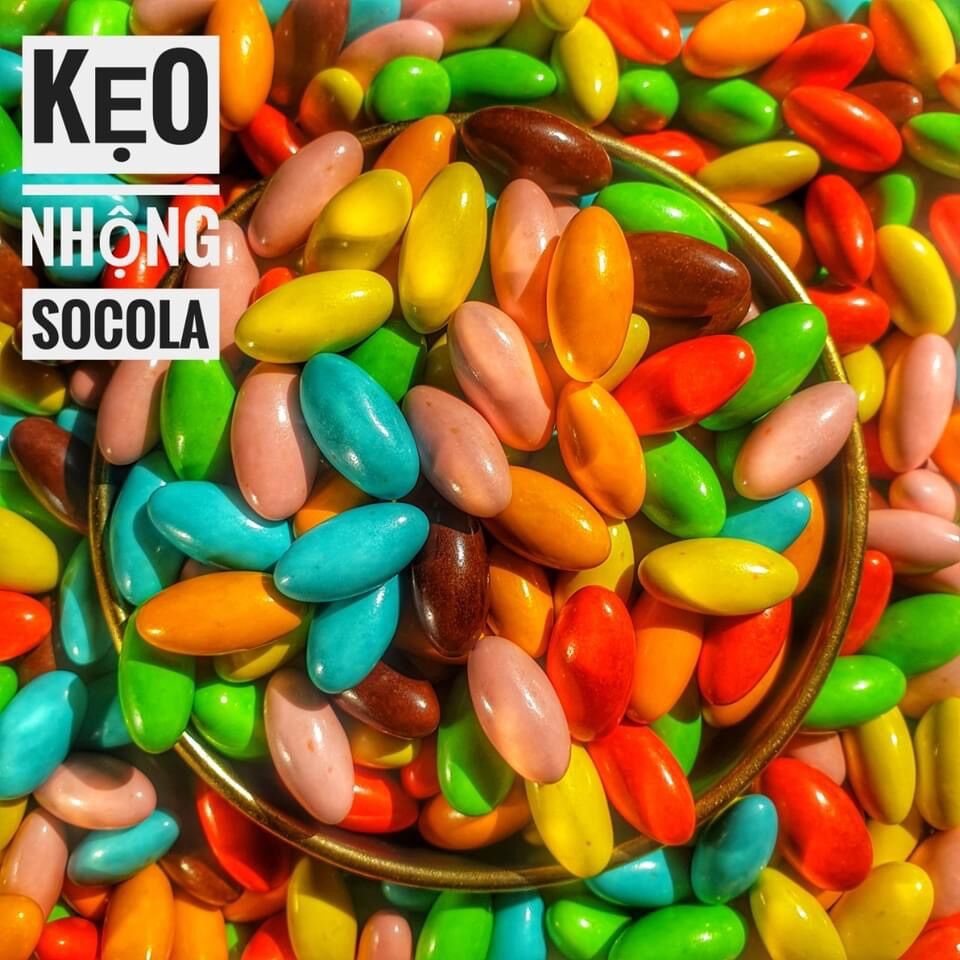Kẹo nhộng socola 7 màu lon 500gram