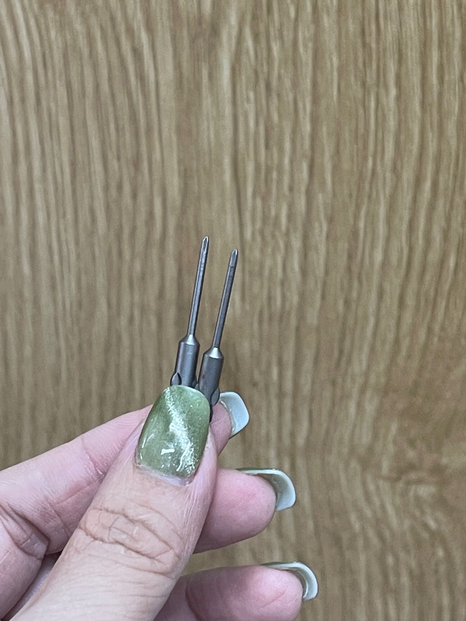 Đầu vít 4 cạnh