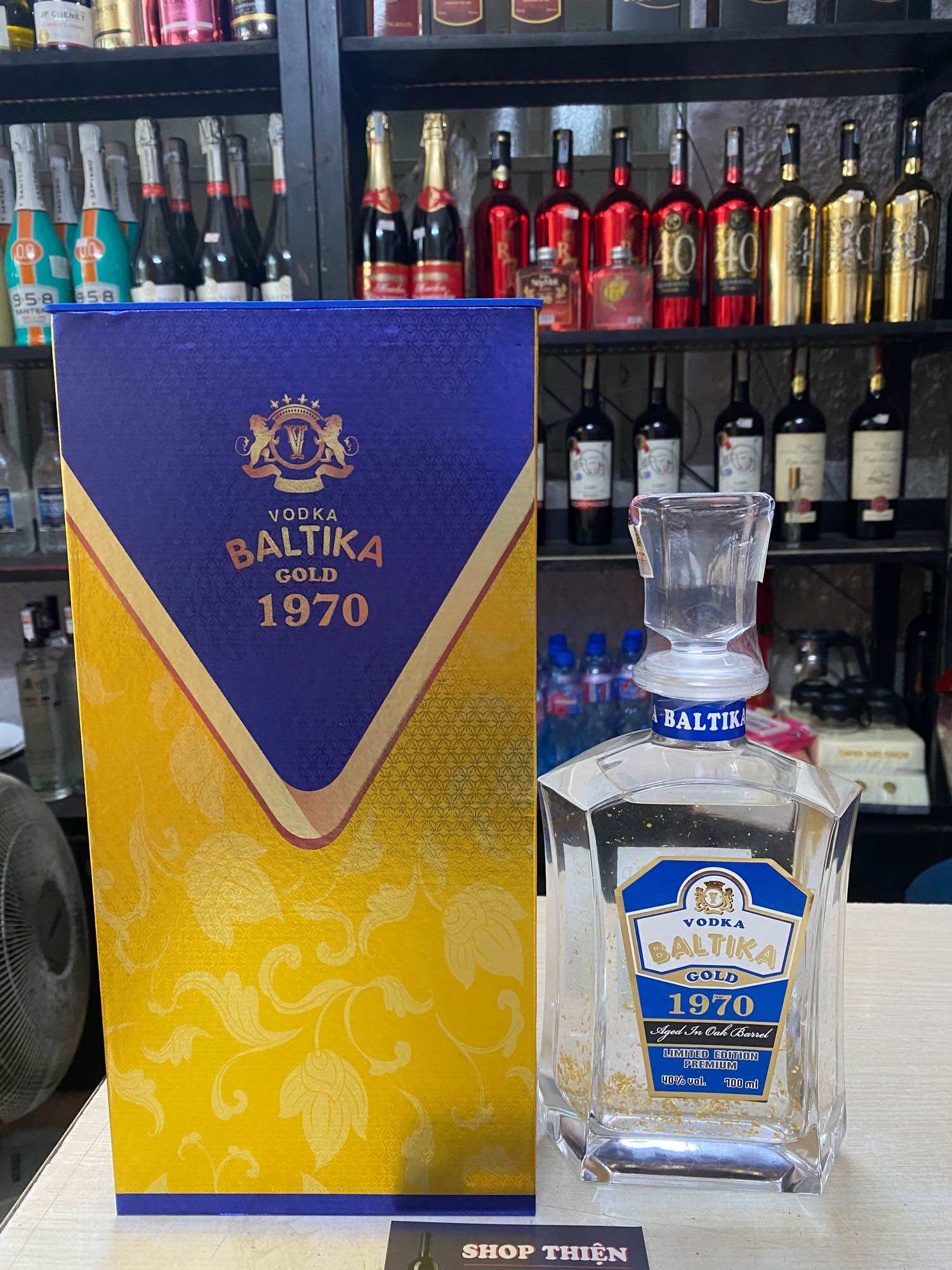 Rươu VODKA BALTIKA Gold 1970 40% 700ml-Có Vải Vàng