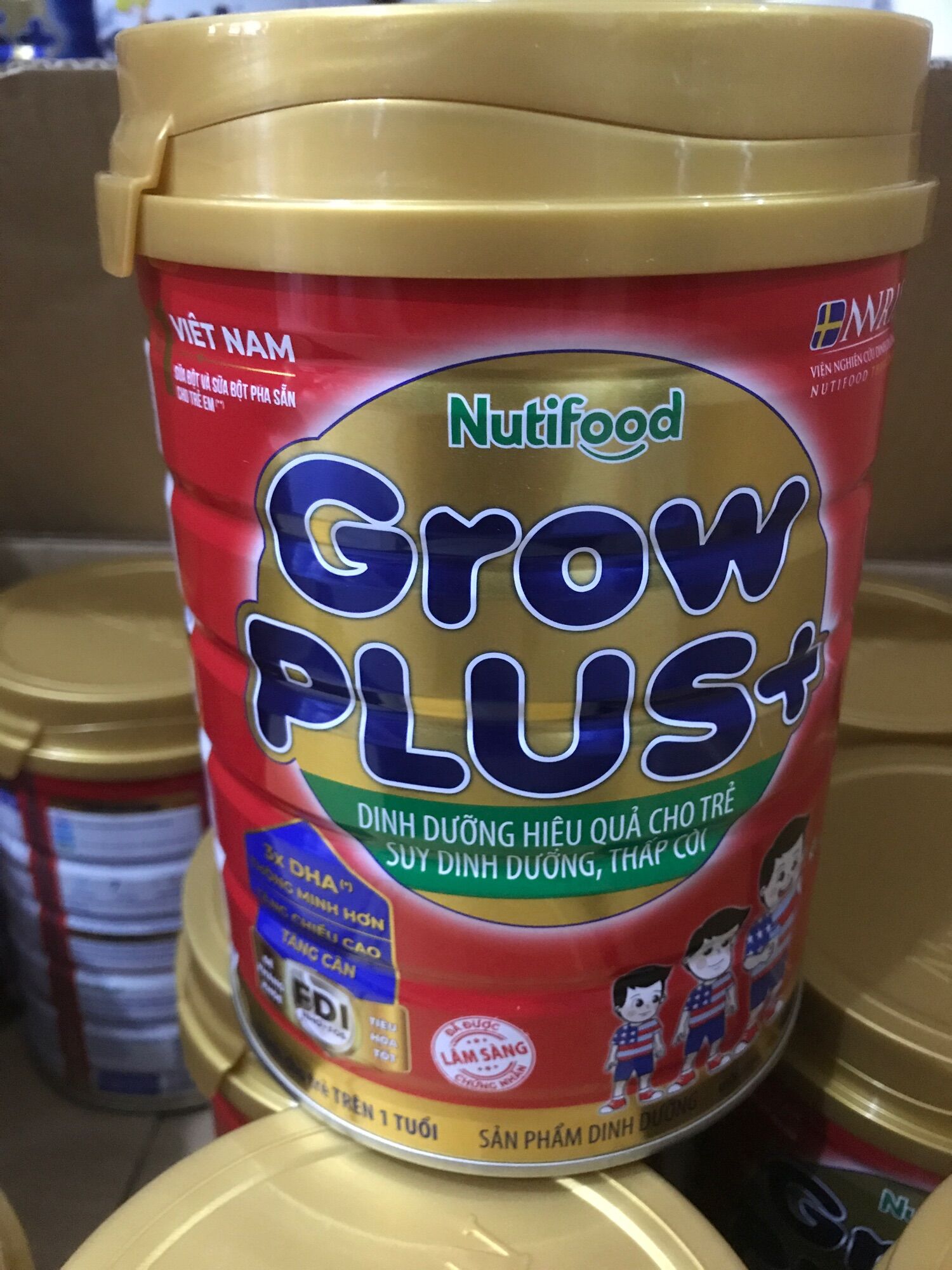 Sữa Growplus đỏ 900g date luôn mới