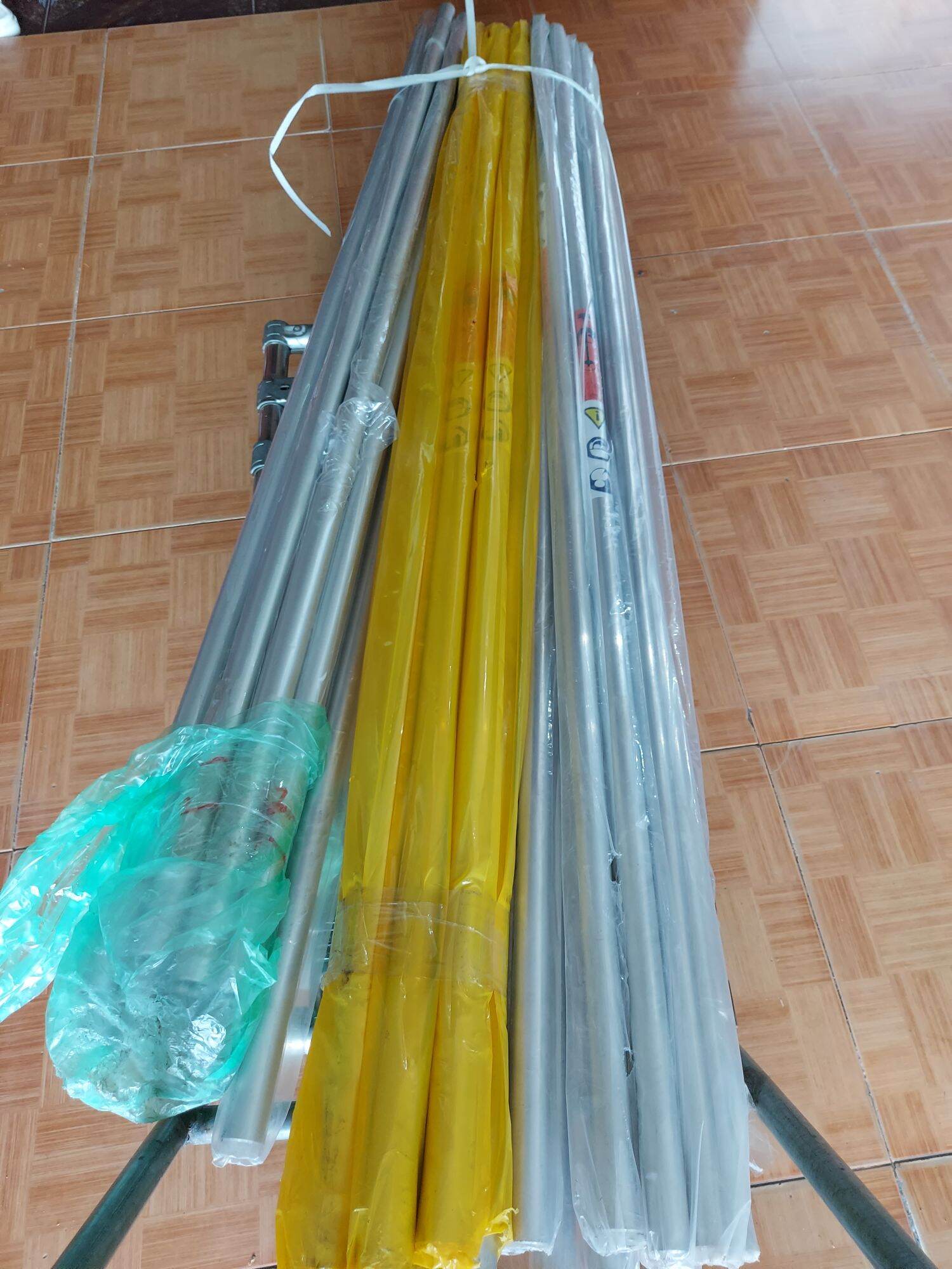 Ống cần 28 kèm ty 9 rãnh máy cắt cỏ ảnh thật 100%