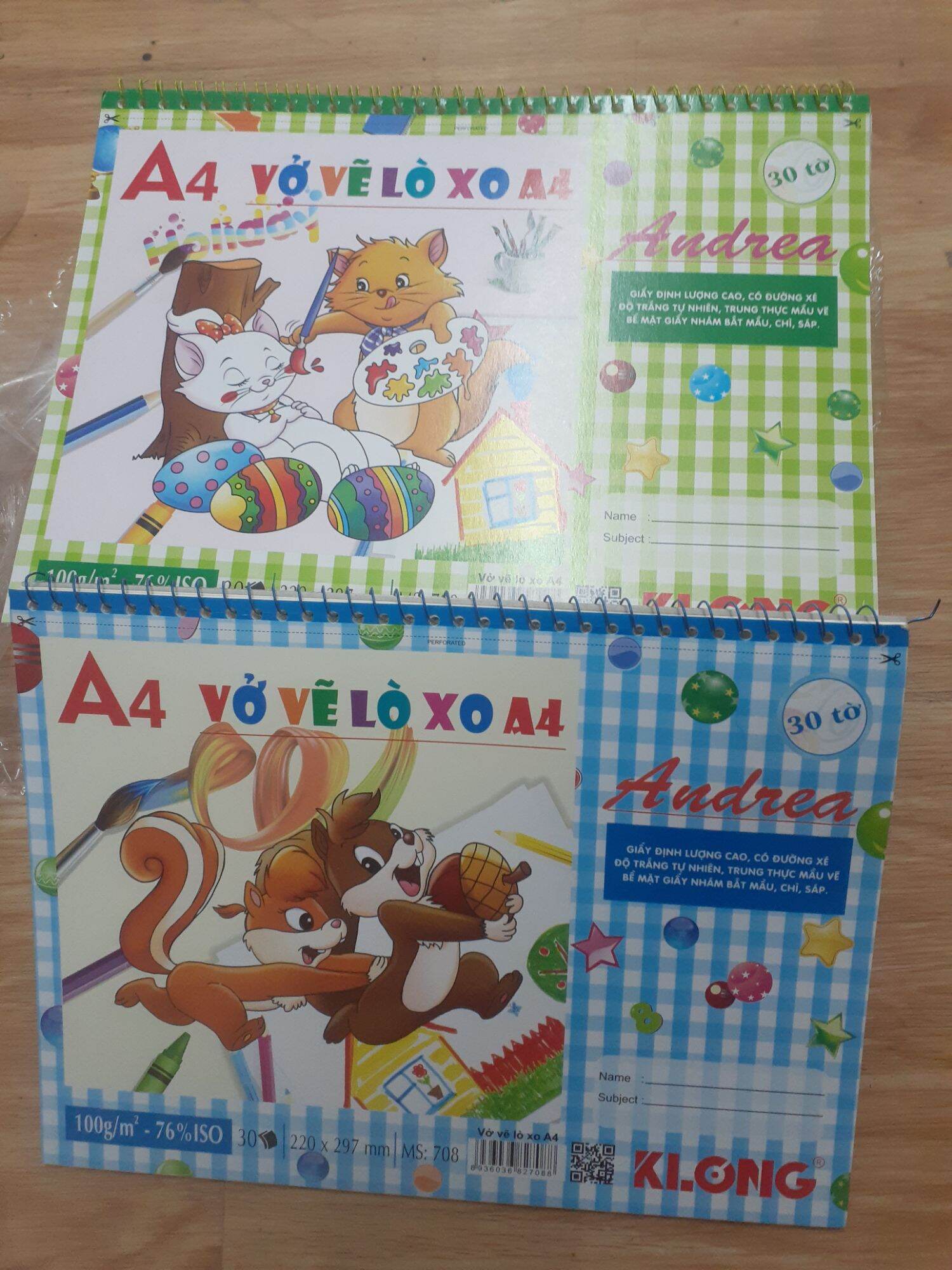 Vở vẽ lò xo a4 giấy vàng