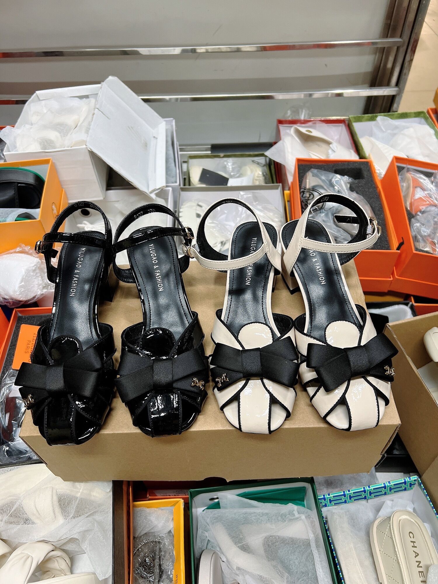 Sandan giọ miu miu hàng QC fullbox