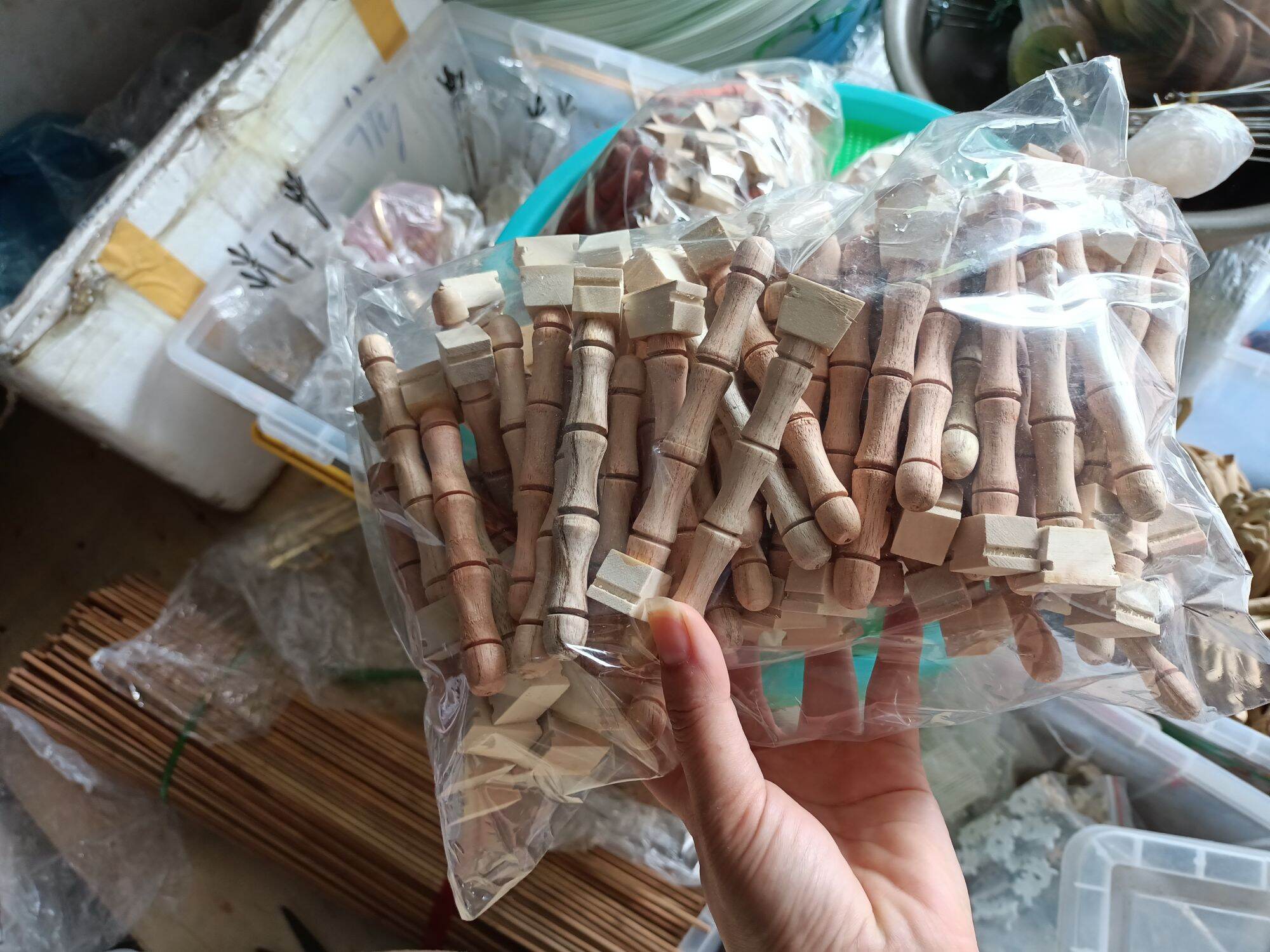 cầu phụ đốt trúc
