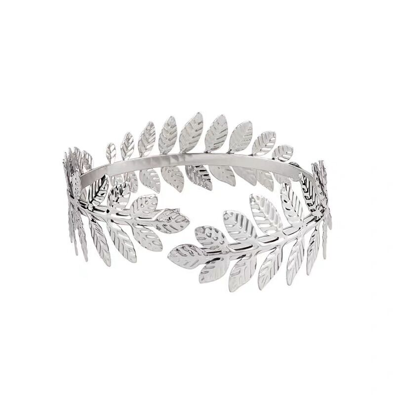 Vòng đeo tay hình chiếc lá - Arora boutique