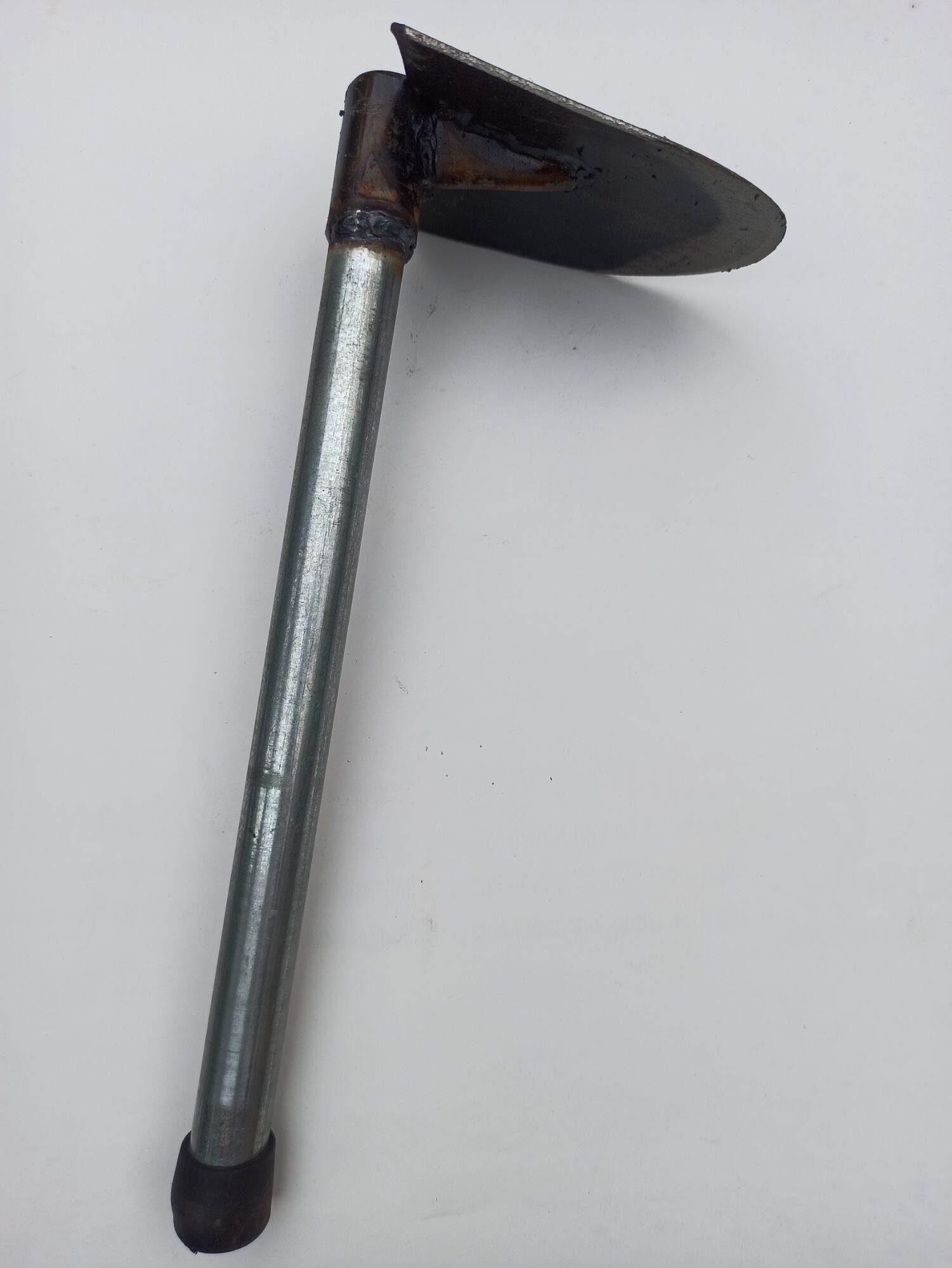 Cuốc nhỏ làm vườn xới cỏ dài 40cm