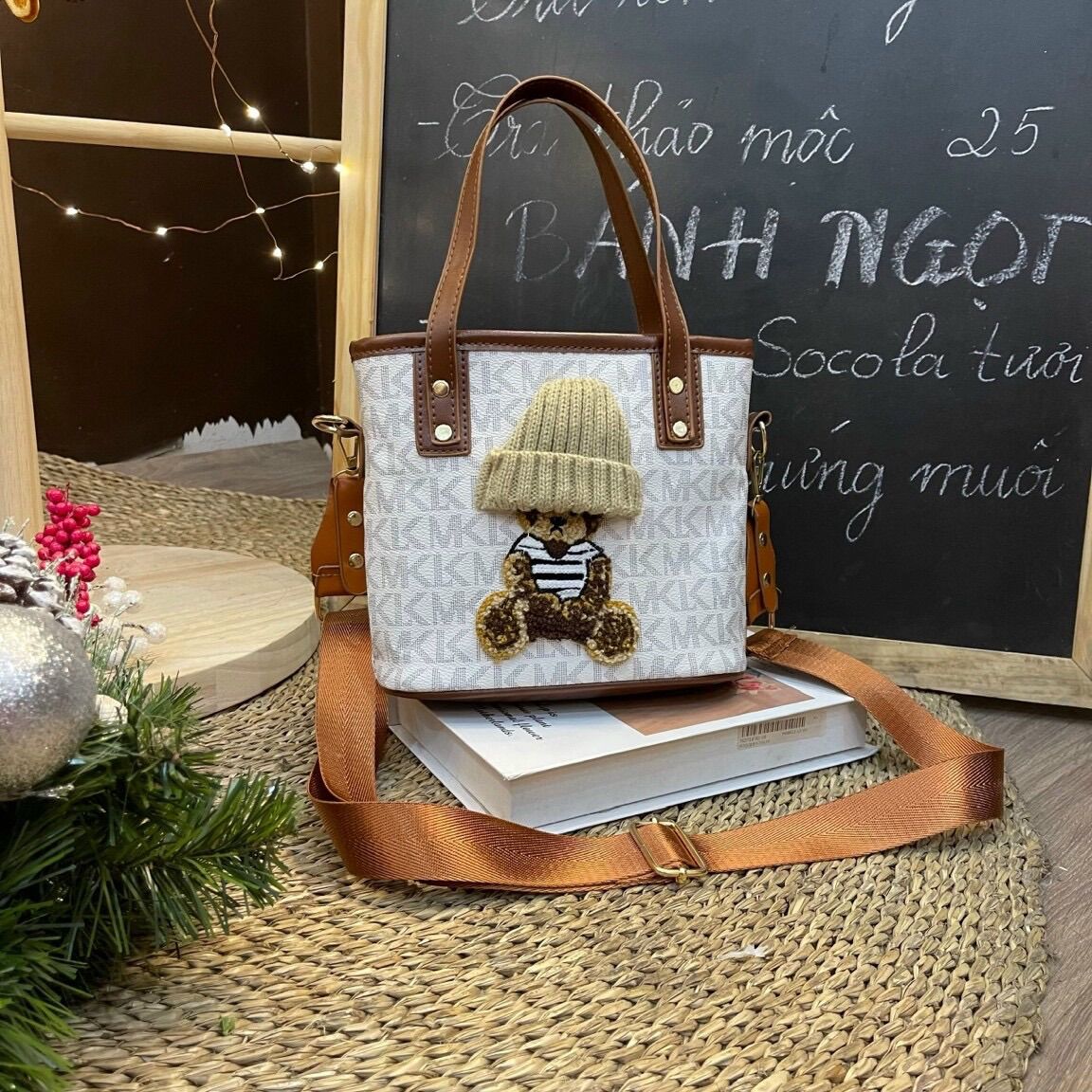 Túi xách công sở gấu mới size 25
