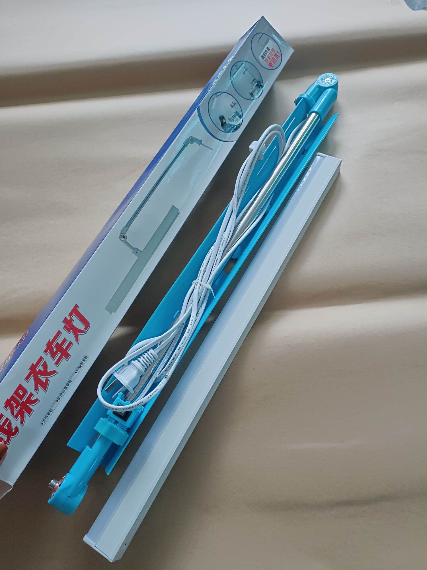 đèn cần dài lắp cọc chỉ