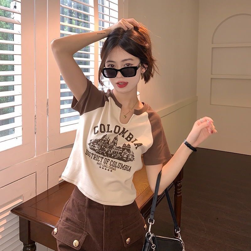 Áo kiểu chữ colom croptop BG