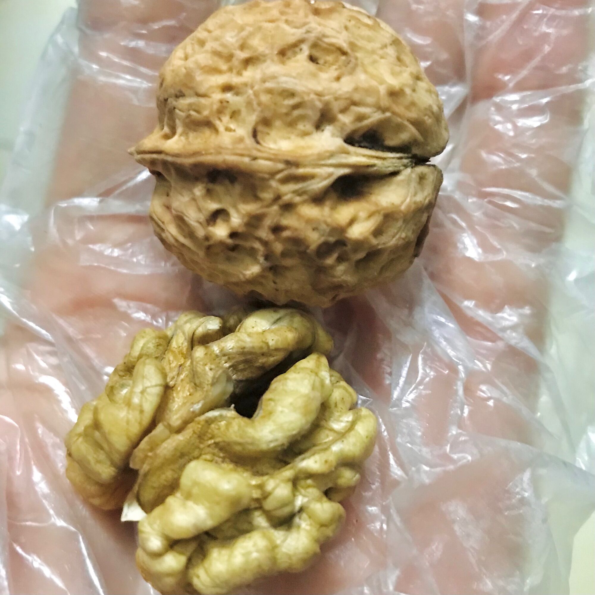 quả óc chó nếp loại 1 ( vỏ mỏng, quả chắc) túi 500g