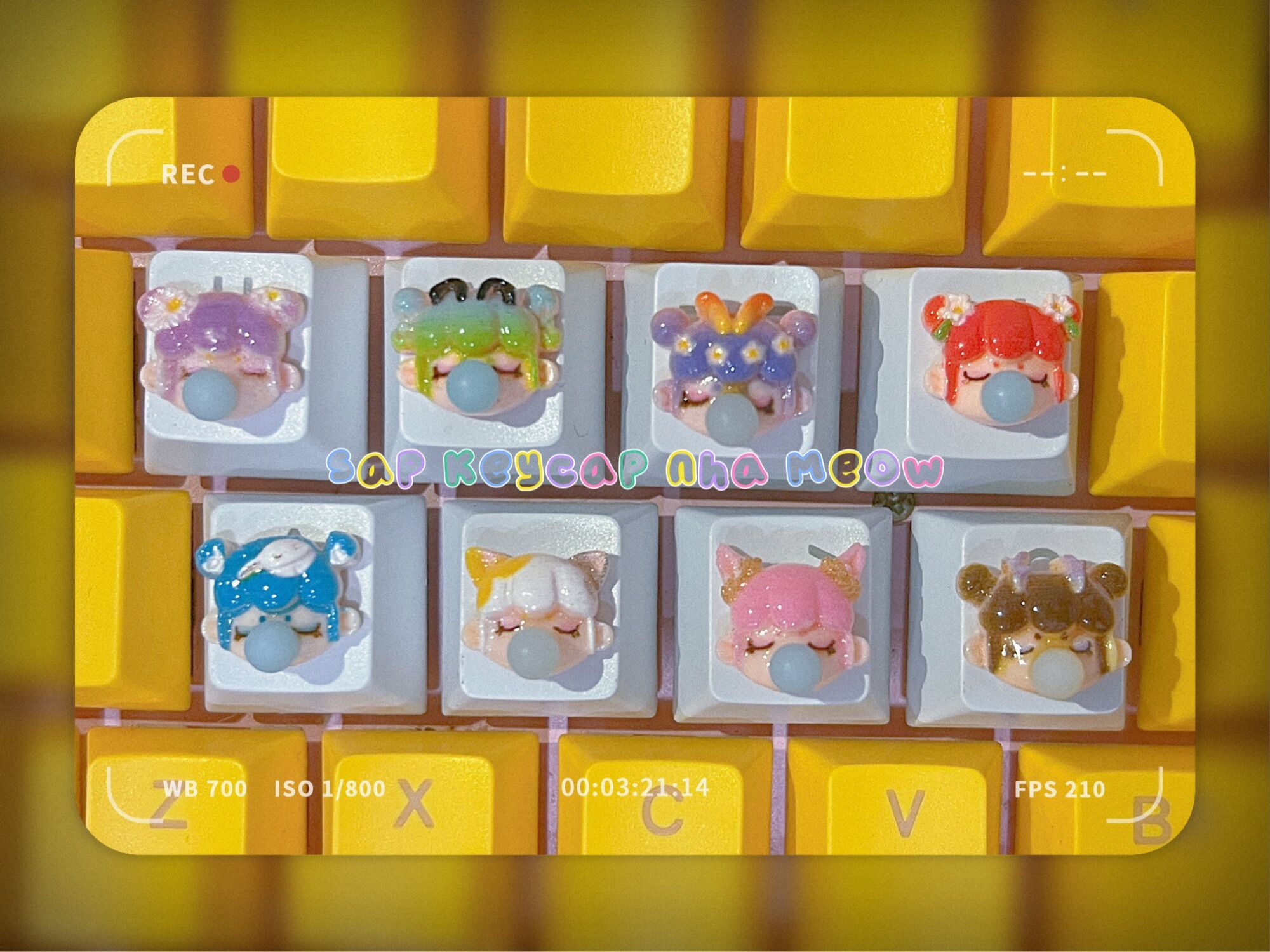 Keycap cô gái nhỏ thổi bong bóng cute hết mức