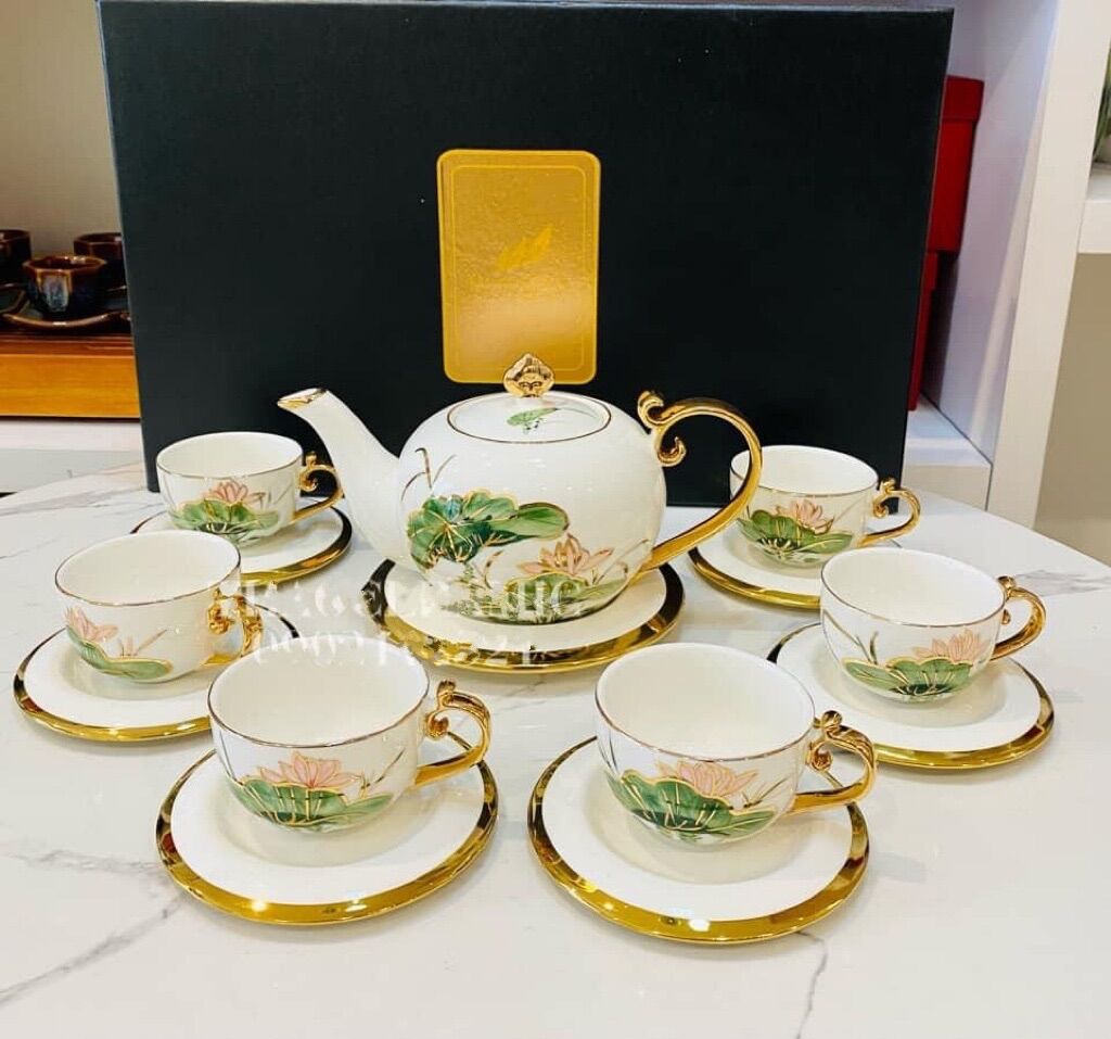 Bộ ấm chén trà sứ hoa sen cao cấp