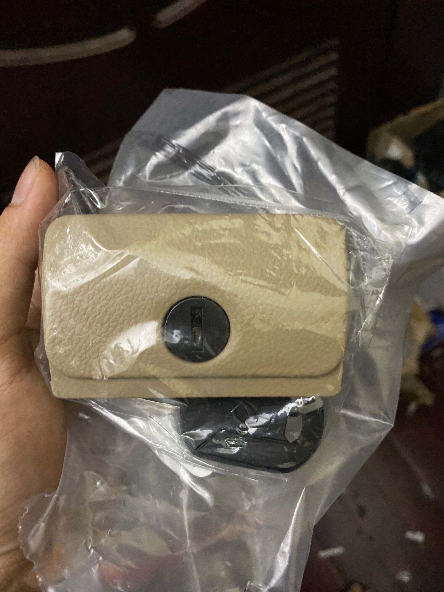 Khoá cốp phụ captival gm:96829926