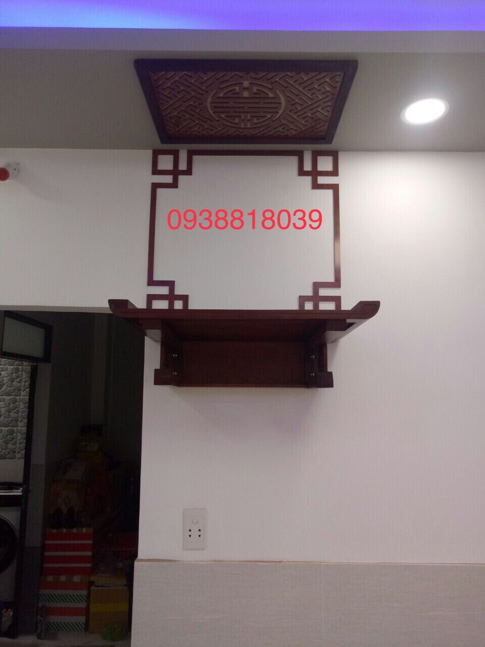 Bàn thờ treo tường ngang 68 kèm ám khói