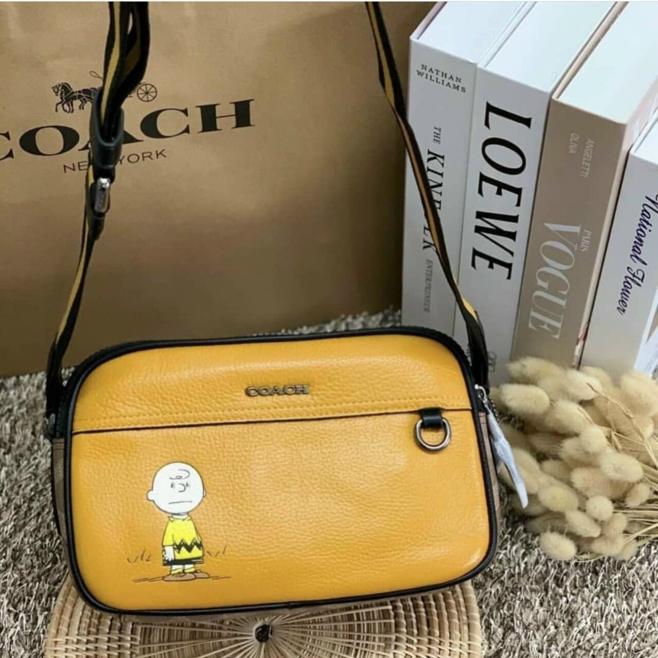 C0a**ch peanut graham crossbody bag da mịn trẻ trung