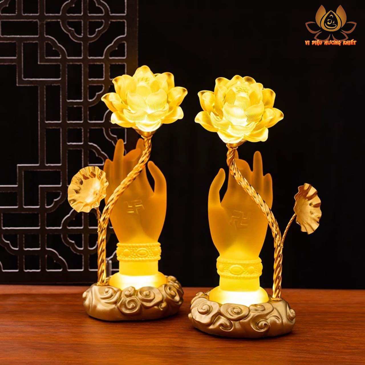 Cặp 2 cây đèn led tay phật cầm hoa sen thờ cúng trang trí