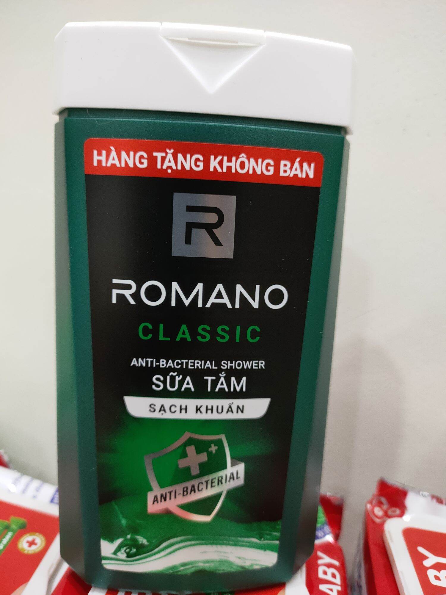 Sữa Tắm Kháng Khuẩn Romano Classic 150G