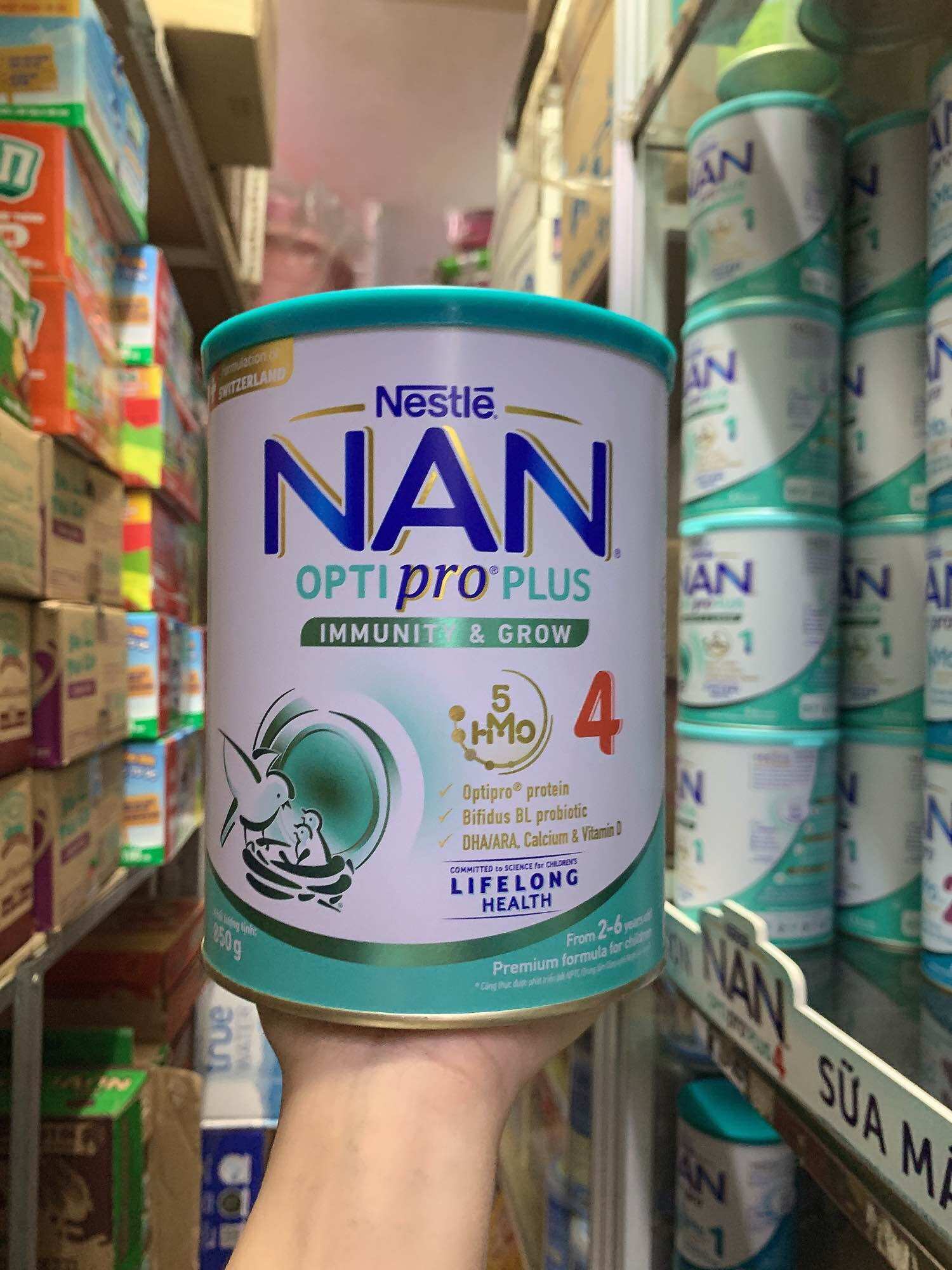 Sữa bột Nestle NAN Optipro plus 4 cho trẻ trên 2 tuổi 850g