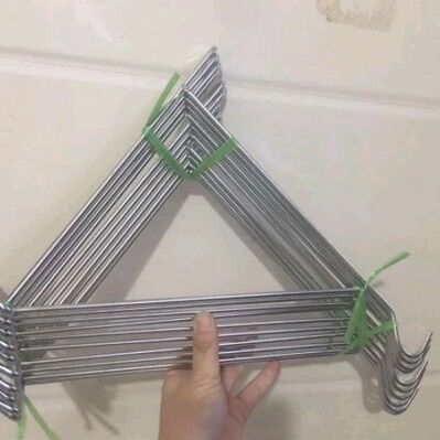 Móc chữ A treo lồng chim