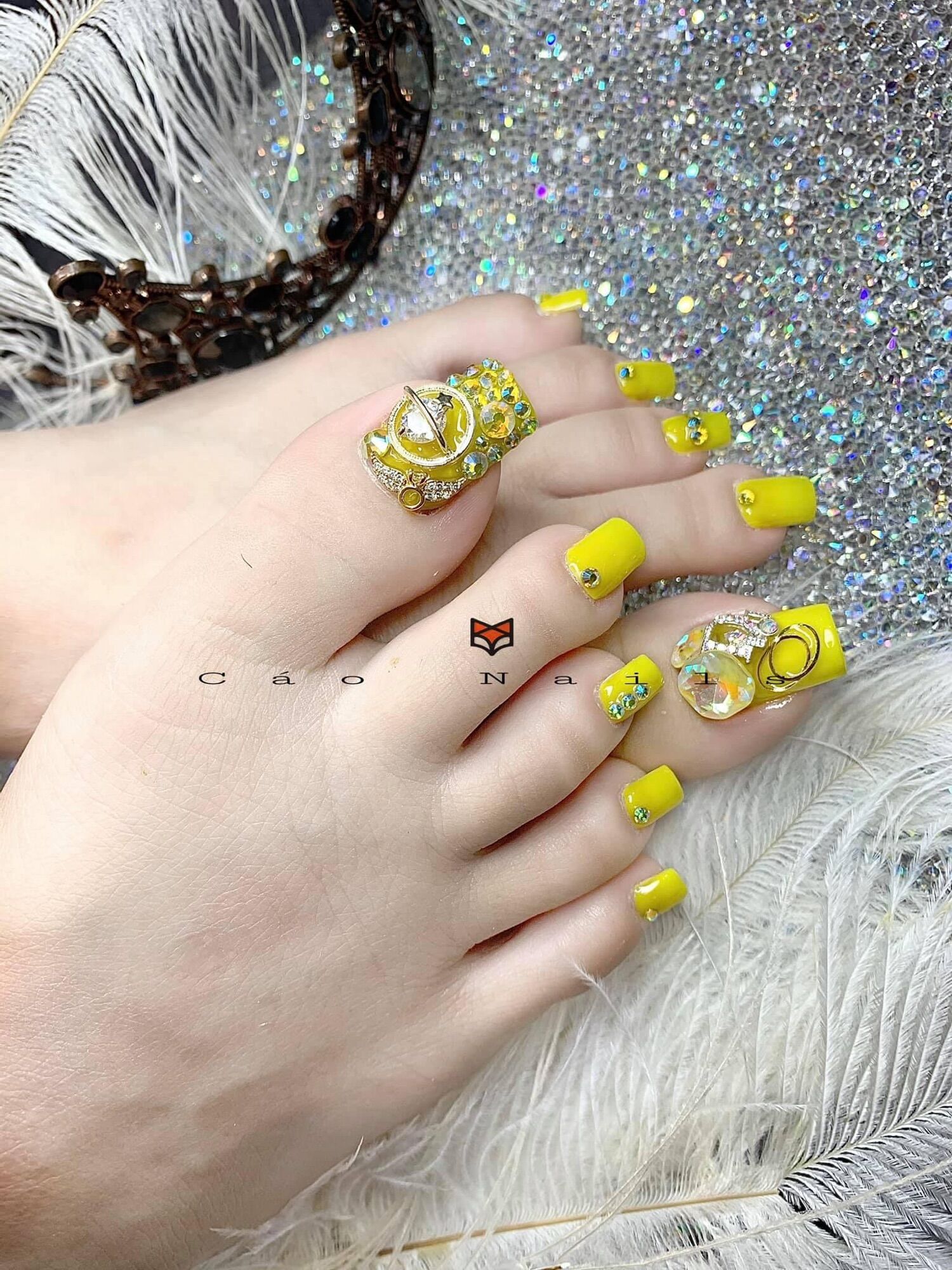 [ nails box] móng chân giả đính đá tone vàng