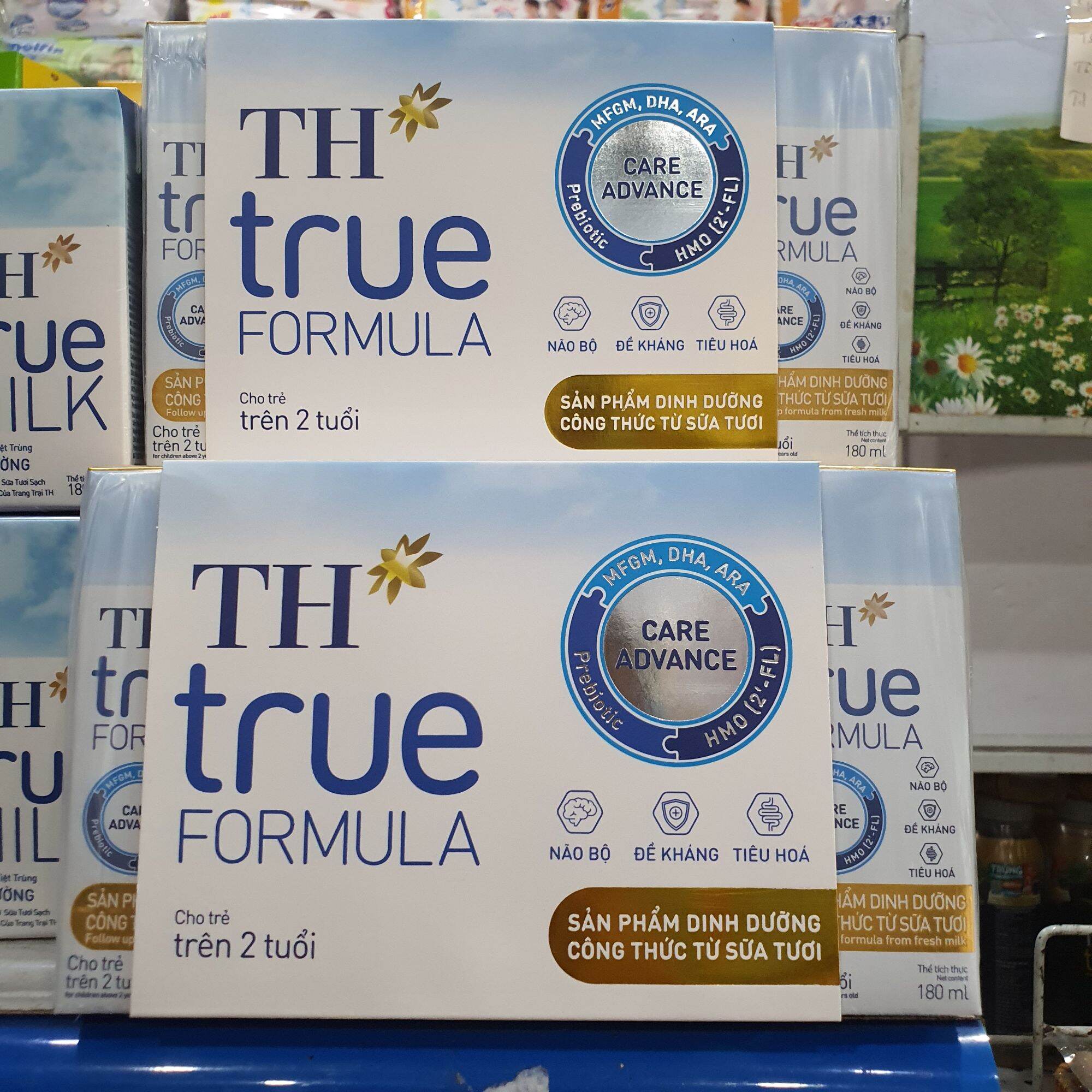 Sữa tươi công thức TH True Milk Formula 180ml thùng 24 hộp