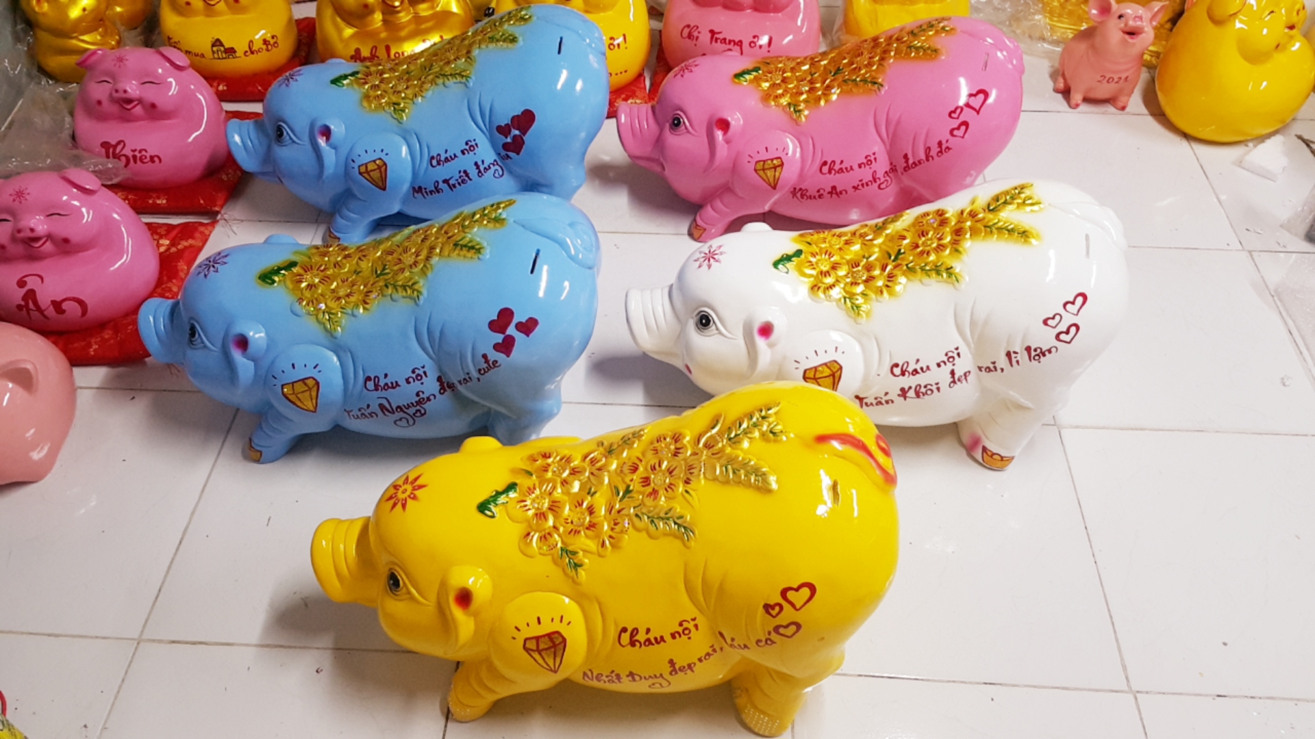 Lợn đất to khổng lồ hoa nổi cực đẹp